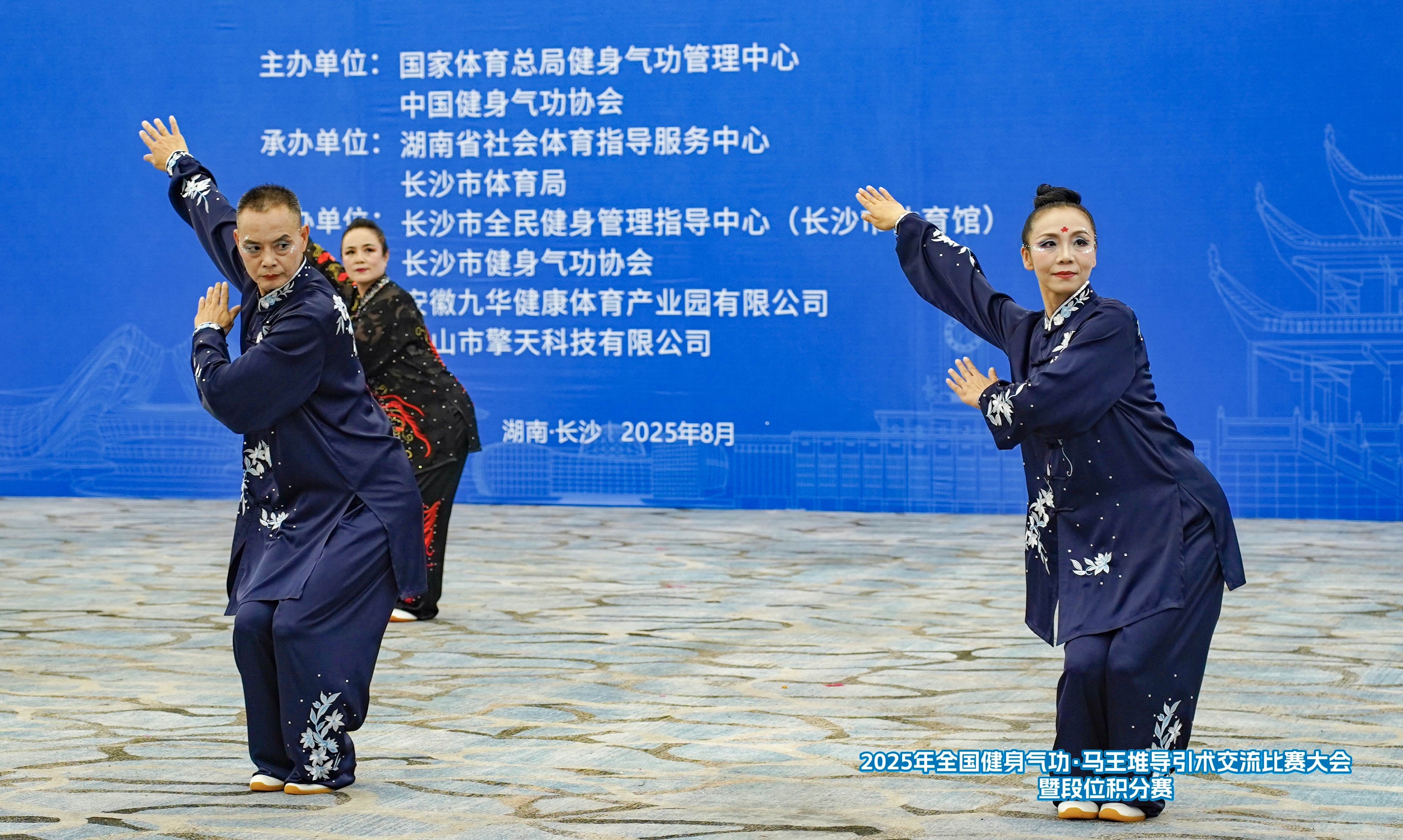 11f0541ecd21906290d921d6575caf7.jpg 11f0541ecd21906290d921d6575caf7.jpg