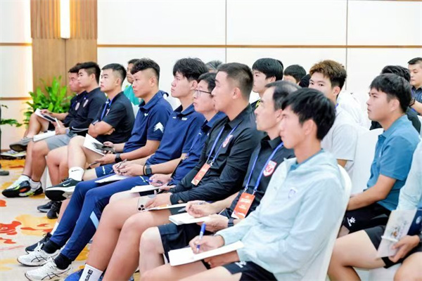 青训2.jpg 青训2.jpg