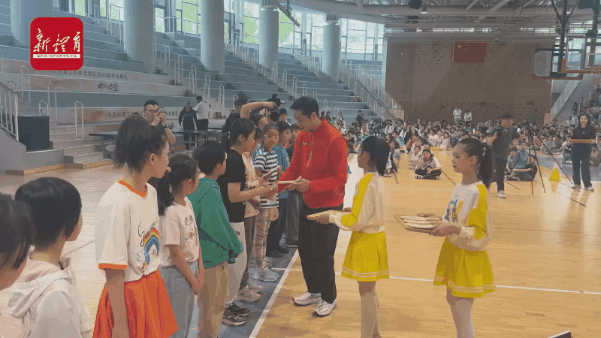 许昕1.gif
