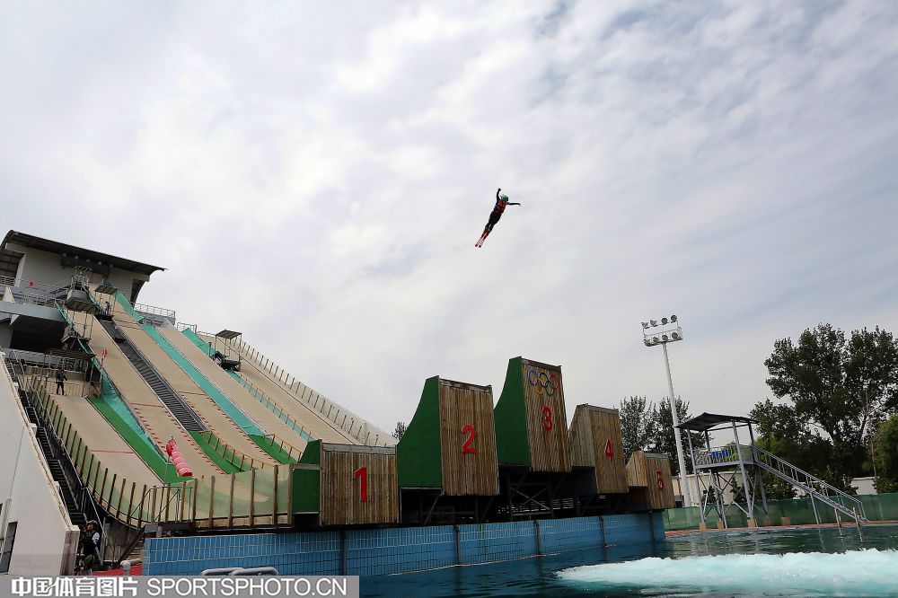 1106-水池.jpg 1106-水池.jpg