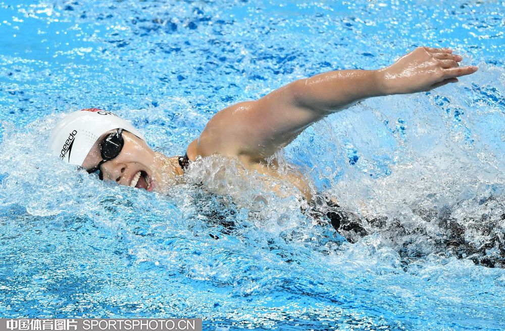 W_56512214_20011919_alj.jpg W_56512214_20011919_alj.jpg