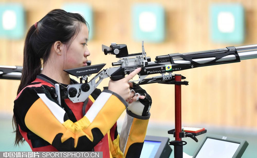 W_36433164_19112520_by.jpg W_36433164_19112520_by.jpg