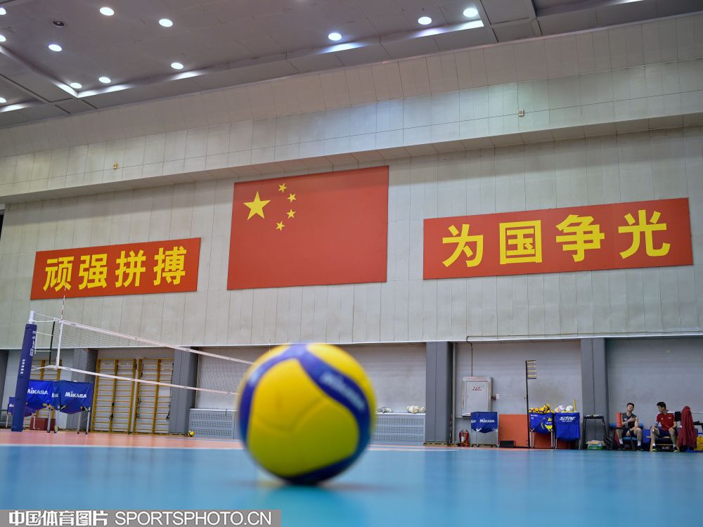 0416-女排.jpg 0416-女排.jpg