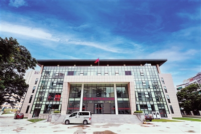 0630005_001_03_b.jpg 0630005_001_03_b.jpg