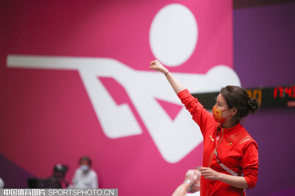 0803-张常鸿2.jpg 0803-张常鸿2.jpg