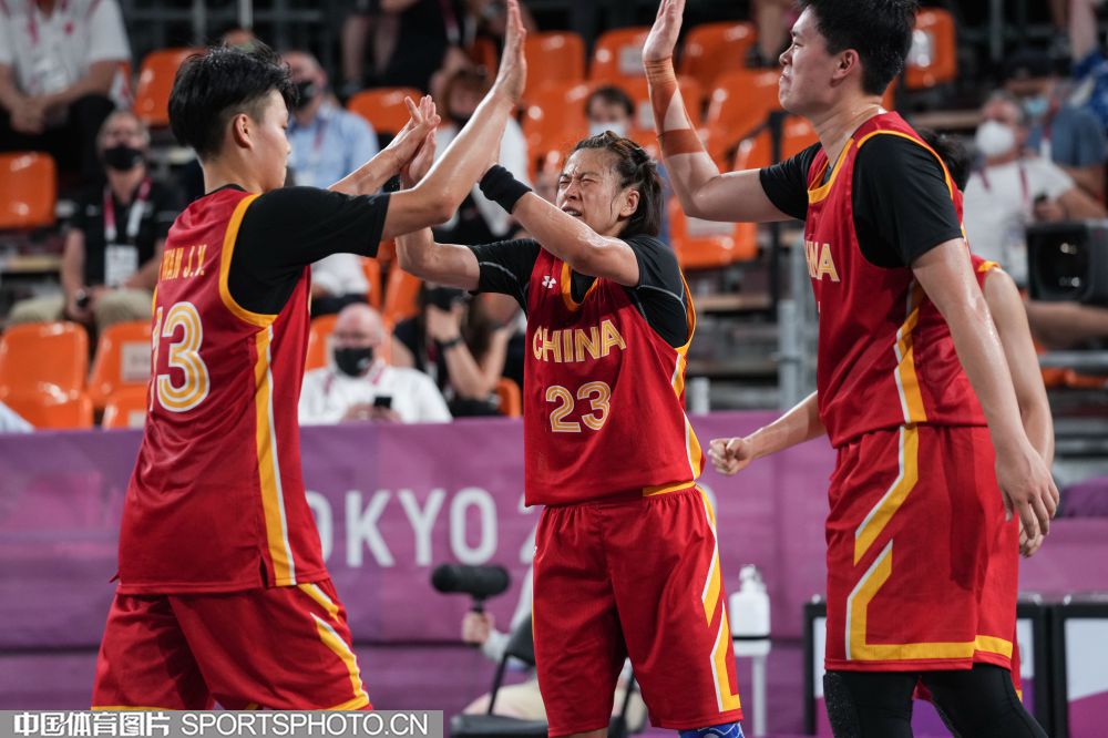 0823-三人篮球1.jpg 0823-三人篮球1.jpg