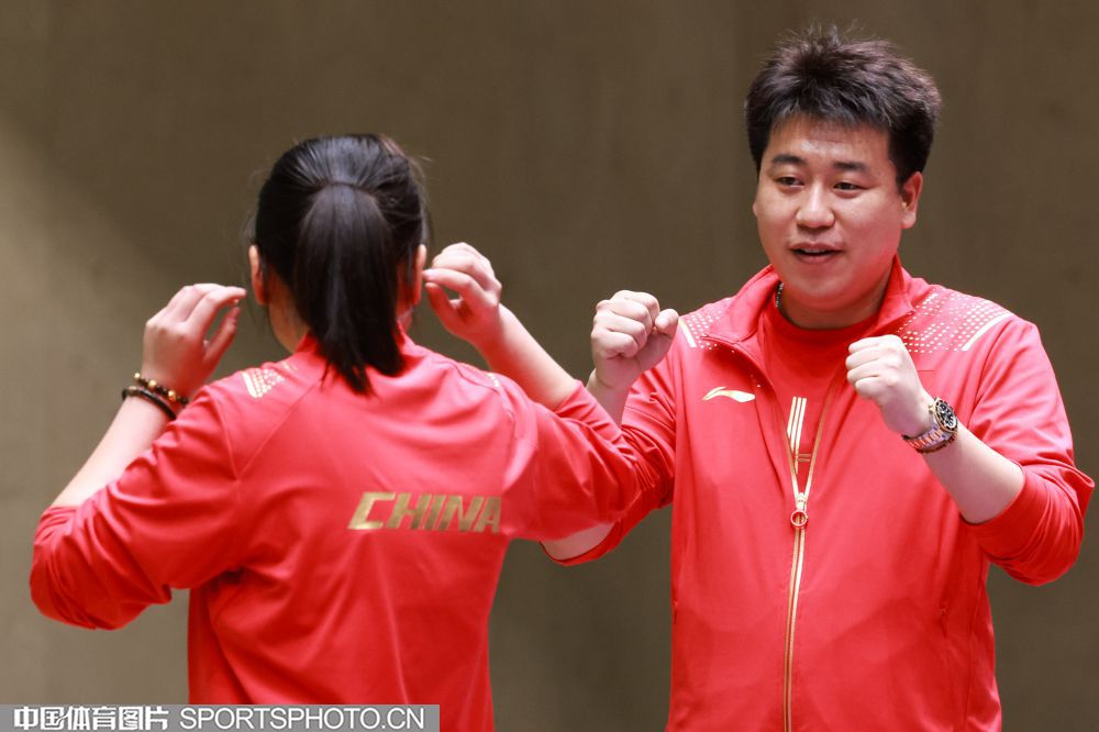 W_35273722_21072711_l.jpg W_35273722_21072711_l.jpg