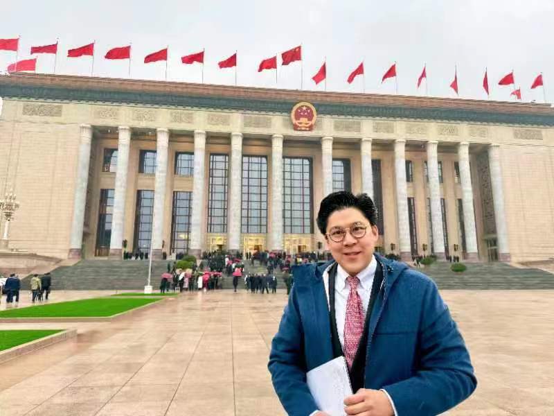 0306-霍启刚.jpg 0306-霍启刚.jpg